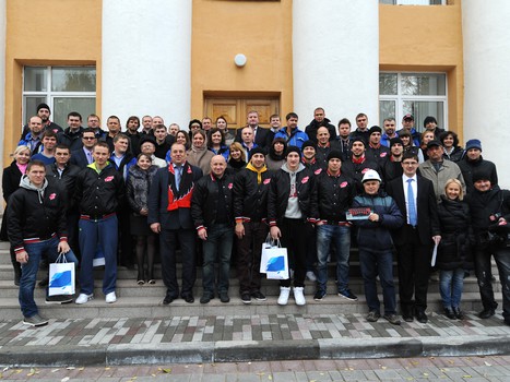 "Авангард" побывал с экскурсией на омском нефтезаводе