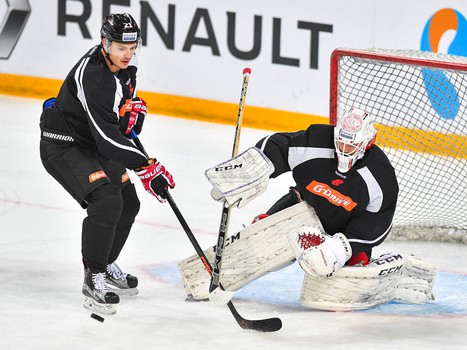 Раскатка "Авангарда" перед матчем против СКА