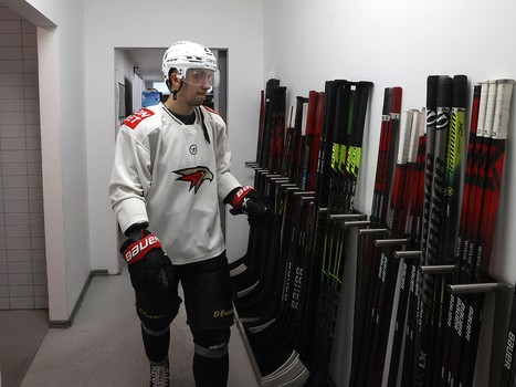 Тренировка «Авангарда» перед вторым матчем серии с «Ак Барсом»