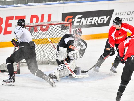 Раскатка "Авангарда" перед матчем с "Сибирью"