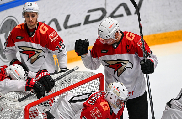 Новости ХК Авангард - Состав «Авангарда» на второй выездной матч против ...