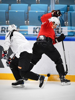 Раскатка "Авангарда" перед выездным матчем с "Барысом"