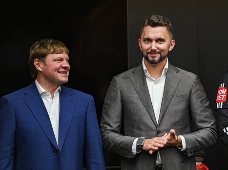 Первая ледовая тренировка «Авангарда»