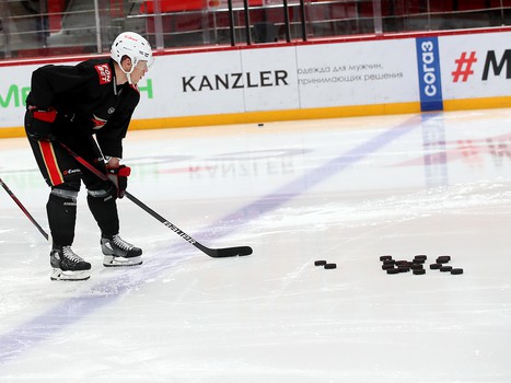 Тренировка «Авангарда» во время паузы в чемпионате