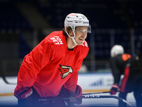 Раскатка «Авангарда» перед матчем в Нижнем Новгороде