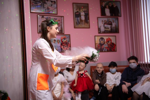 «Авангард» в гостях у болельщиков из гематологического отделения ОДКБ