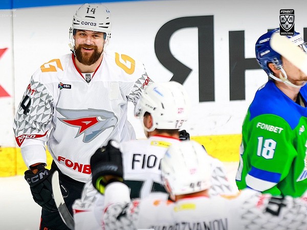 «Автомобилист» одолел «Сибирь», «Авангард» взял верх над «Салаватом Юлаевым»