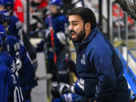 Четвертьфиналы Первенства ЮХЛ в Омске