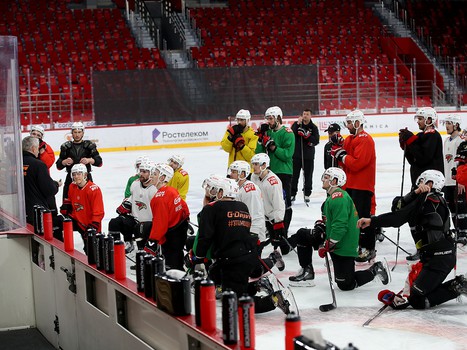 Тренировка «Авангарда» перед матчем в Екатеринбурге