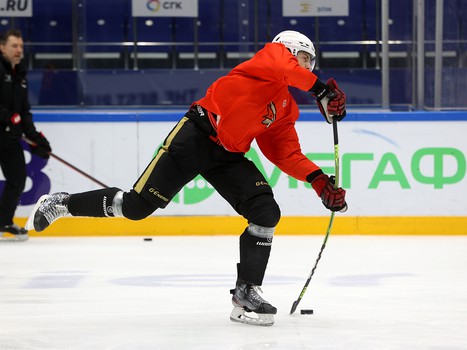 Тренировка «Авангарда» перед матчем в Новосибирске