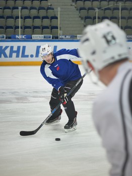 "Авангард" готовится к матчам в Хабаровске