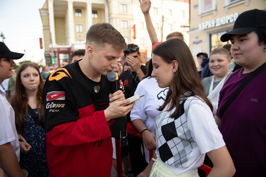 Василий Пономарёв на вечеринке Буэнос Летос
