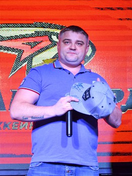 Хоккейная вечеринка в баре Svoи