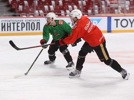 Раскатка «Авангарда» перед матчем в Челябинске