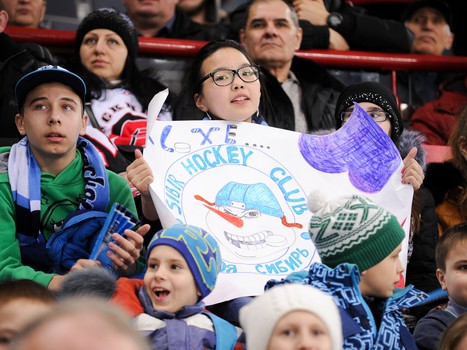 Наша атмосфера. Как поддерживали "Авангард" в сибирском дерби