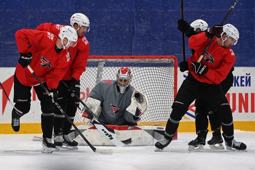 Тренировка «Авангарда» перед матчем в Новосибирске