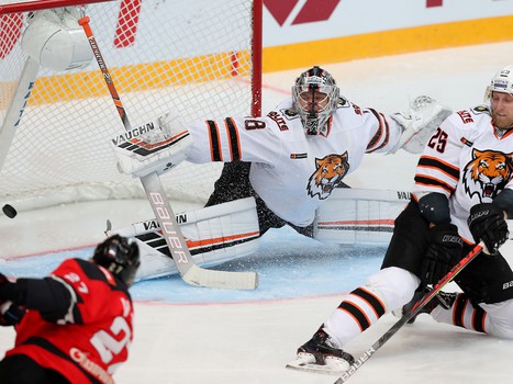 10.10.2019. «Авангард» - «Амур» 1:0