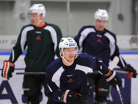 "Авангард" приступил к тренировкам в олимпийскую паузу