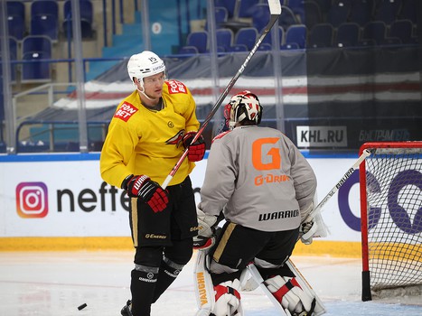 Раскатка «Авангарда» перед матчем в Нижнекамске