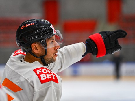 Тренировка «Авангарда» перед турниром Пучкова