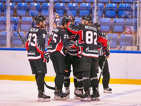 Товарищеский матч. "Авангард" - "РоКи" 3:1