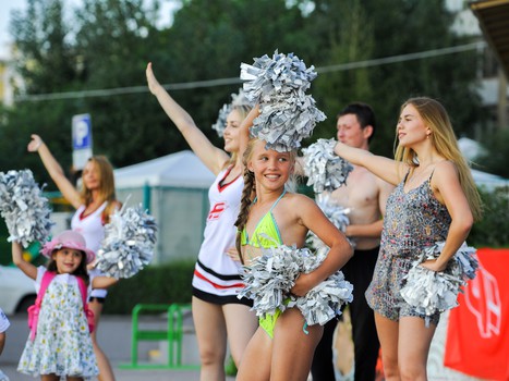 "Черри" провели мастер-класс для жителей Омска