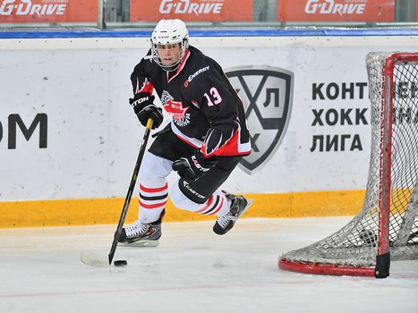 Предновогодний матч "Офисных Ястребов"