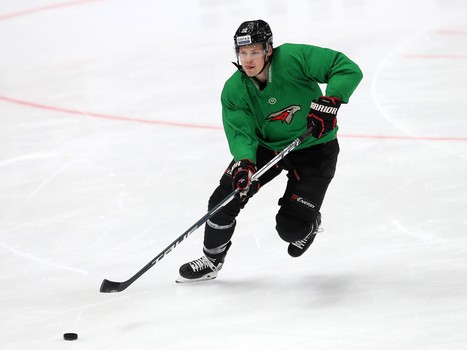 «Авангард» продолжает тренировки