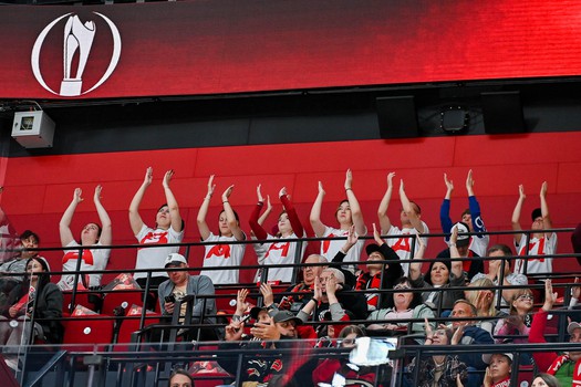 «Авангард» - «Северсталь» 3:4 Б. Вокруг матча