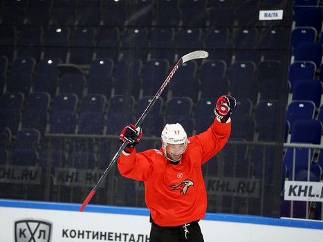 Тренировка «Авангарда» перед матчем в Уфе