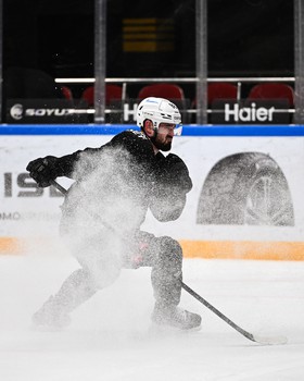 Тренировка «Авангарда» перед матчем во Владивостоке
