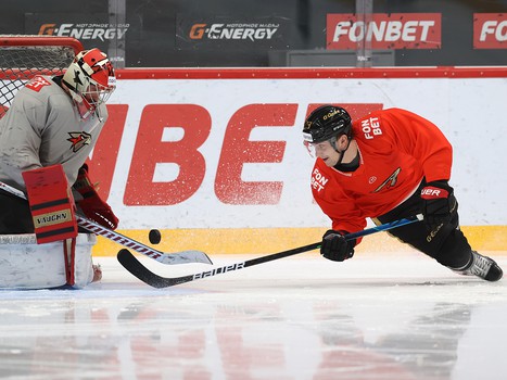 Тренировка «Авангарда» перед матчем с «Нефтехимиком»