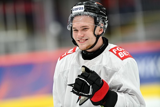 Первая ледовая тренировка «Авангарда»