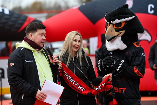 Открытие хоккейной коробки имени Максима Сушинского