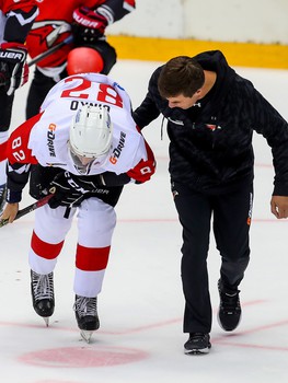 Сборная «Авангард» - Сборная «Газпром нефть» 10:4