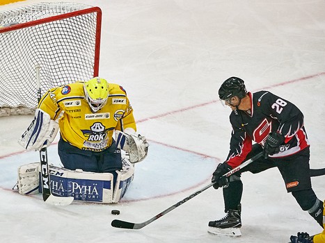 Товарищеский матч. "Авангард" - "РоКи" 3:1