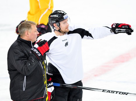 Раскатка "Авангарда" перед домашним матчем с "Йокеритом"