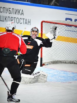 Раскатка "Авангарда" перед седьмым матчем серии с "Салаватом Юлаевым"