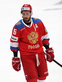 Семёнов и Войнов в матче сборной России против Швеции на Кубке 1 канала