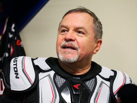 Первая победа "Офисных Ястребов"