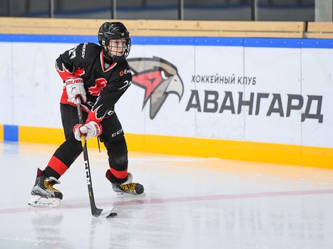 Мастер-класс Егора Мартынова для воспитанников Хоккейной Академии «Авангард» в Омске
