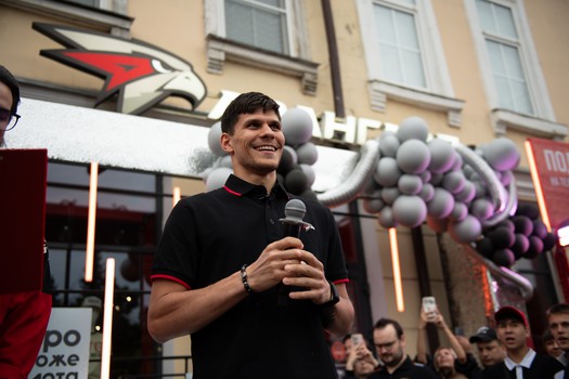 Никита Серебряков на вечеринке Буэнос Летос