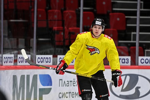 Тренировка «Авангарда» перед матчем с «Трактором»