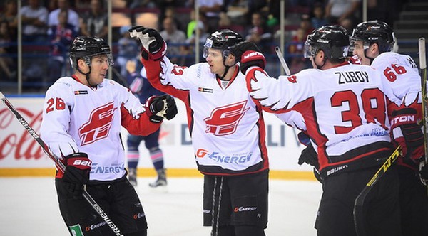 Репетиция финала осталась за "ястребами". Голы и моменты первого матча с "Магниткой" (4:1)