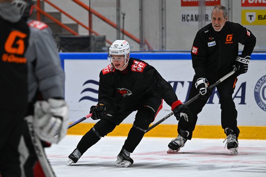 Тренировка «Авангарда» перед матчем в Хабаровске