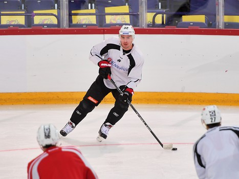 "Авангард" готовится к матчу с "Йокеритом"