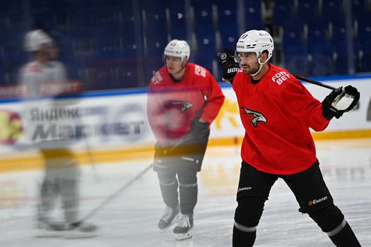 Тренировка «Авангарда» перед матчем в Уфе