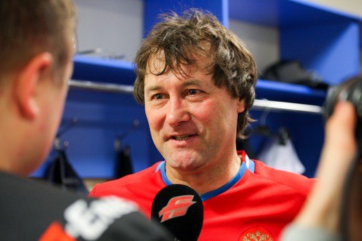 Первая победа "Офисных Ястребов"