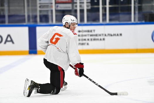 Тренировка «Авангарда» перед матчем в Новосибирске