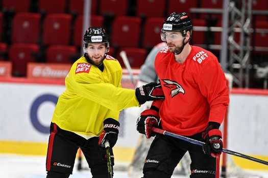 Тренировка «Авангарда» перед матчем с «Трактором»